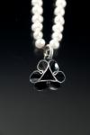Small Fl oxidized pendant w pearl necklace